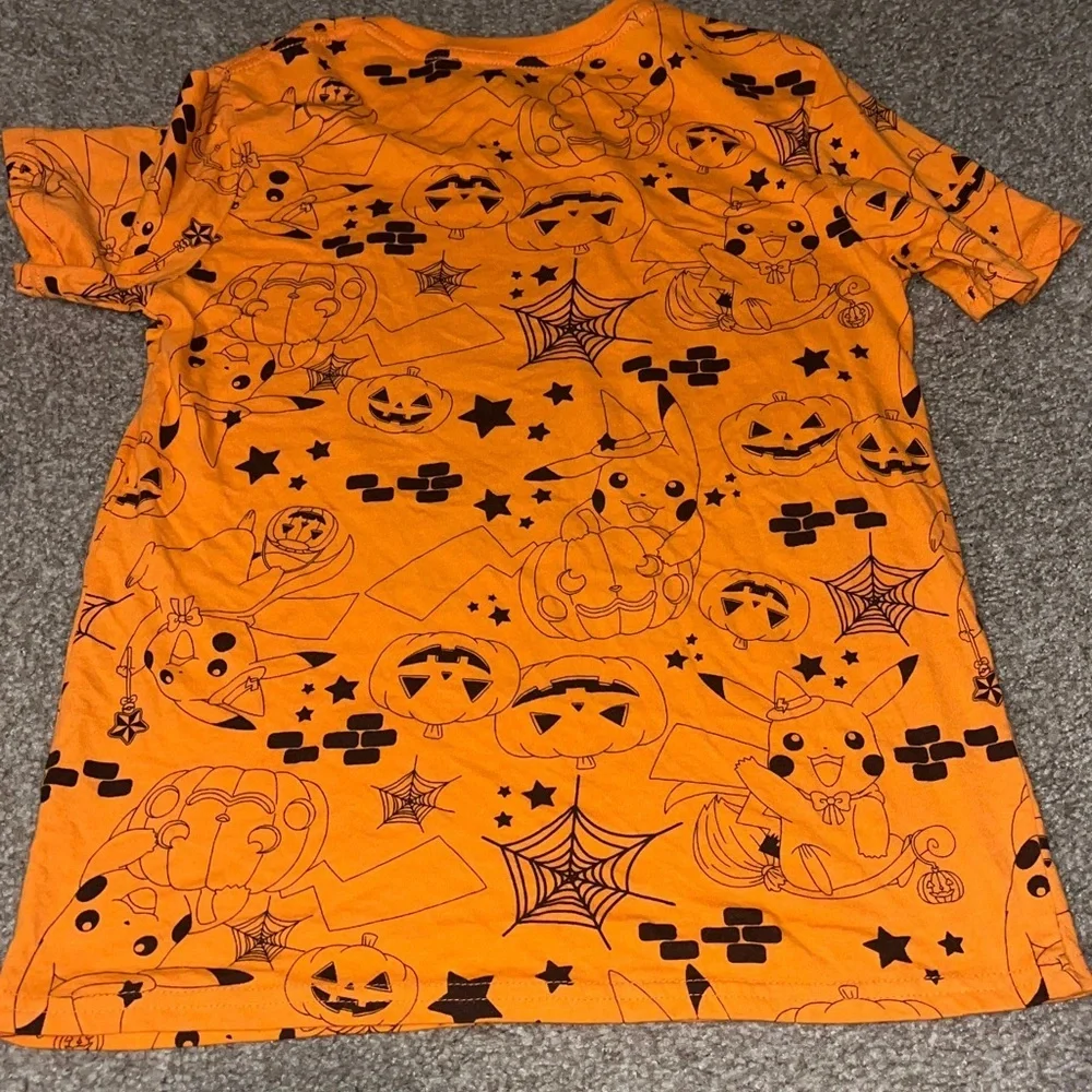 Hybrid Apparel Orange Pokémon T-Shirt Halloween